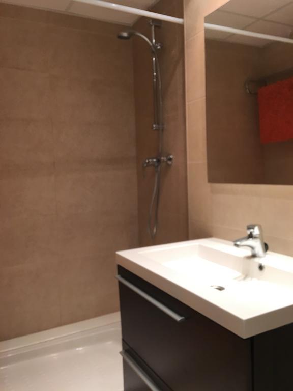 Aiguaneu Apartaments Center Бланес Экстерьер фото