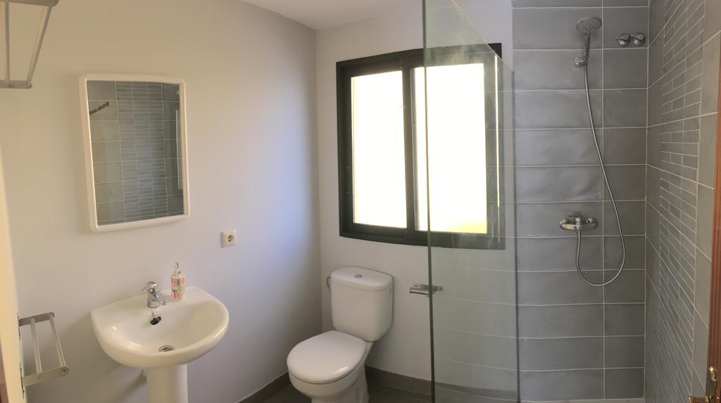 Aiguaneu Apartaments Center Бланес Экстерьер фото