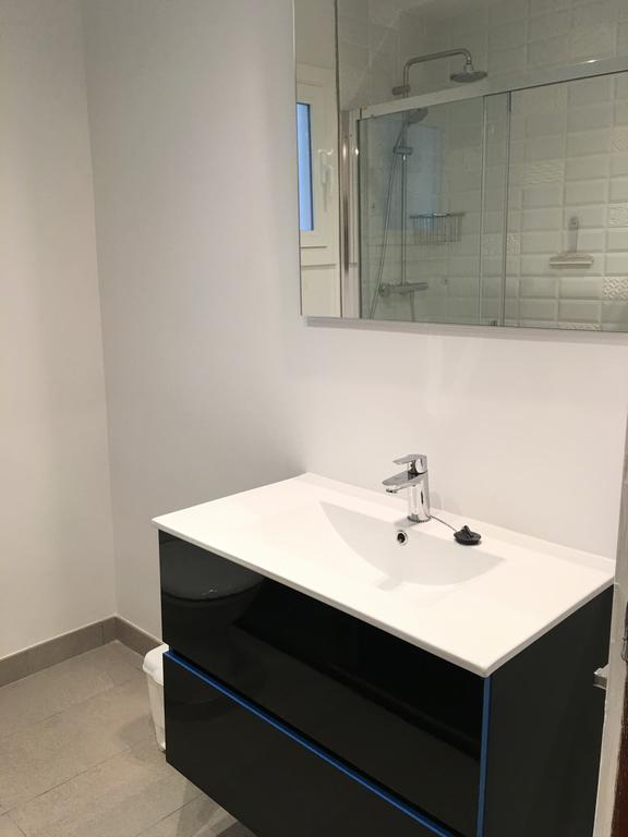 Aiguaneu Apartaments Center Бланес Экстерьер фото